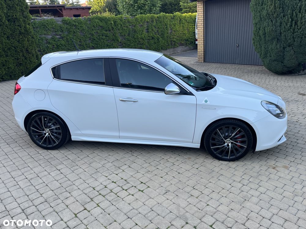 Alfa Romeo Giulietta 1.8 TBi 16V Quadrifoglio Verde - 37