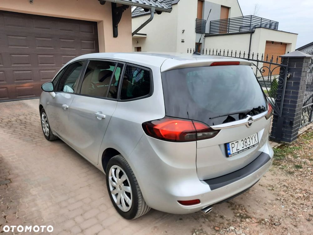 Opel Zafira - 28