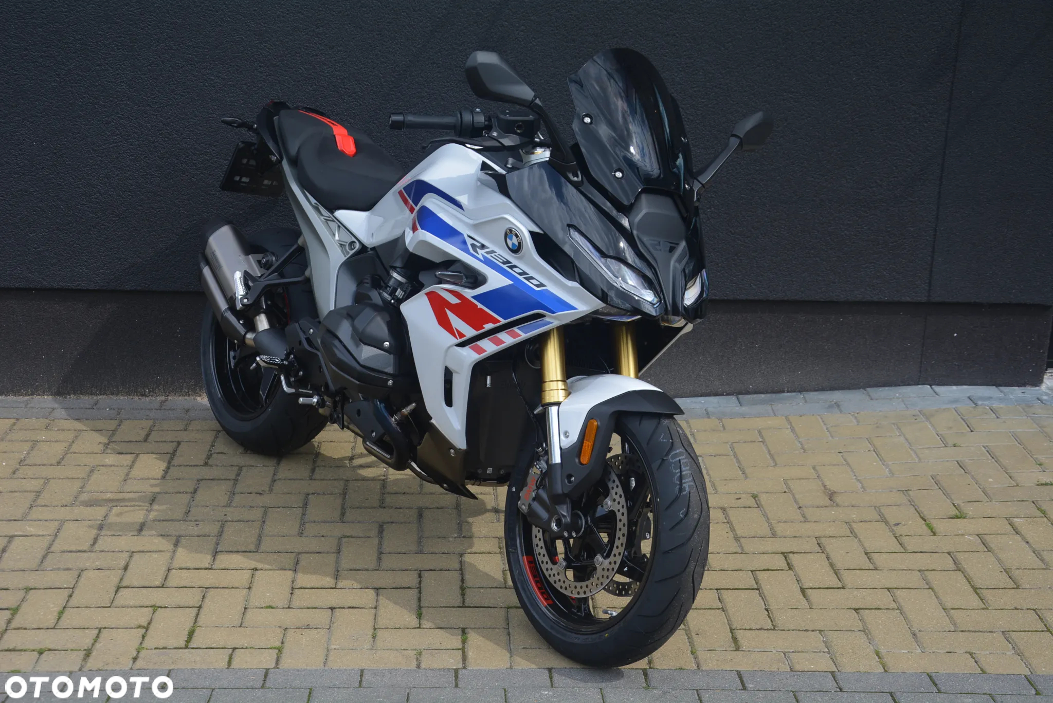BMW R - 6