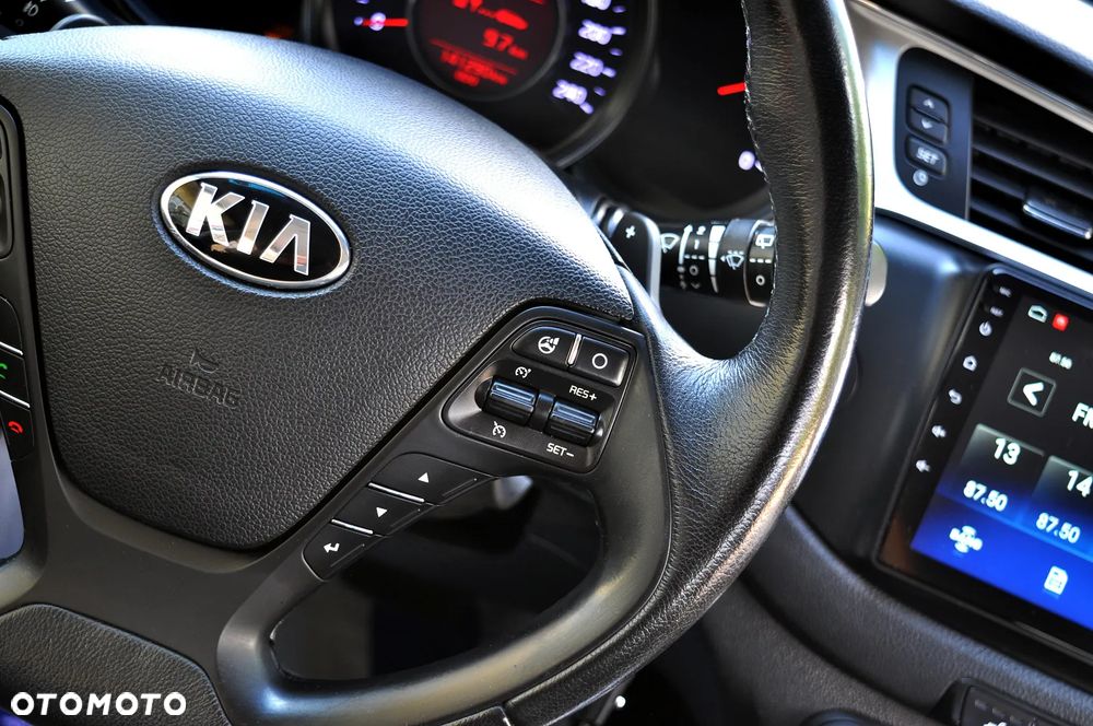 Kia Ceed 1.6 GDI M DCT - 22
