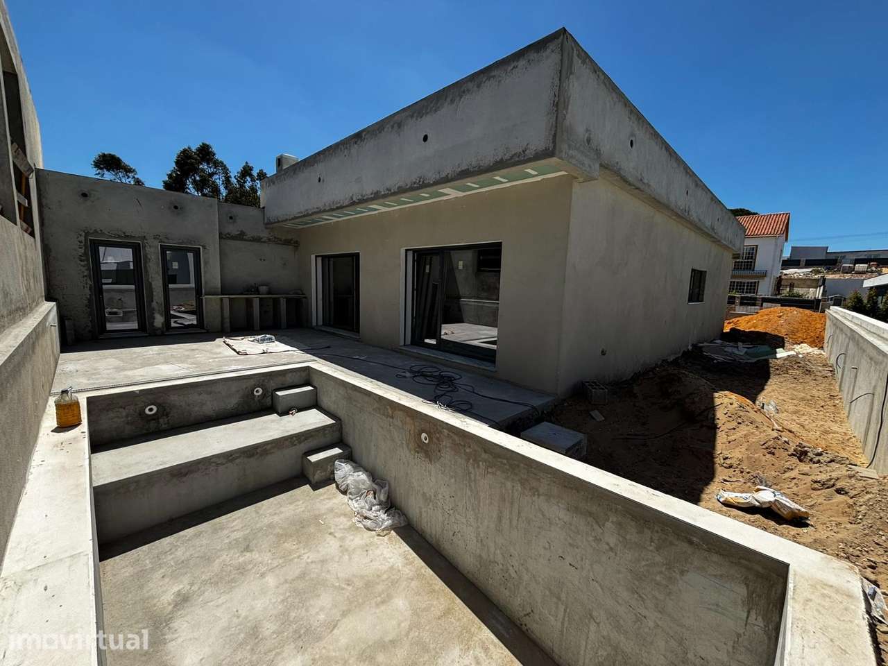 Moradia Térrea Isolada T3 com piscina, lote 353 em Fernão Ferro! - Grande imagem: 3/27