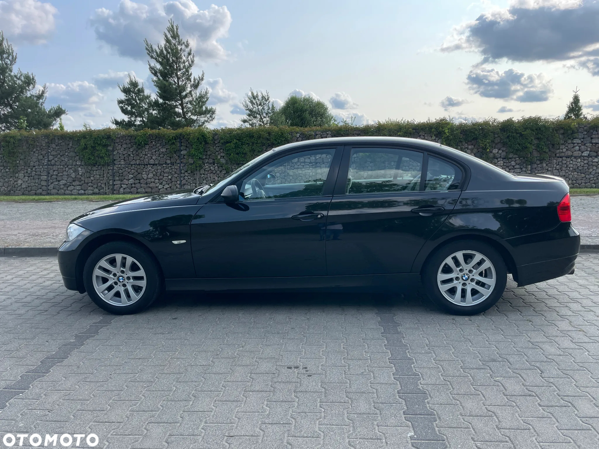 BMW Seria 3 318i - 13