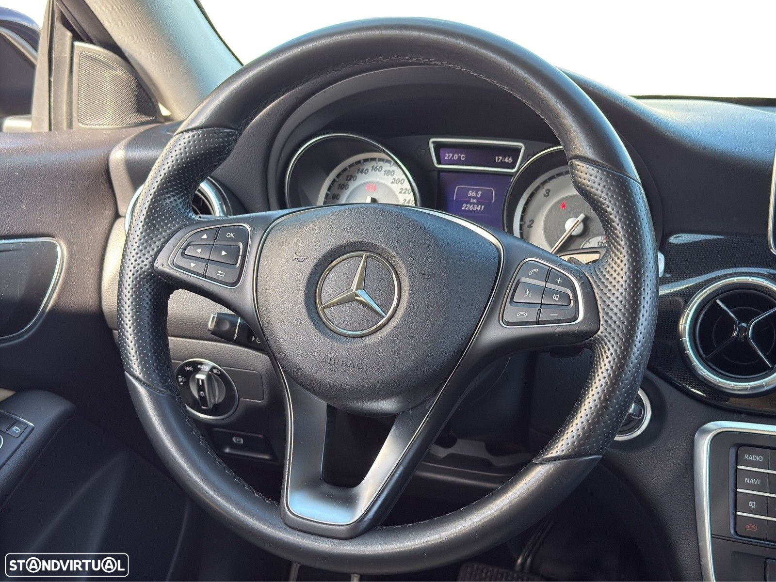 Mercedes-Benz CLA 200 Shooting Brake (CDI) d 7G-DCT - 18