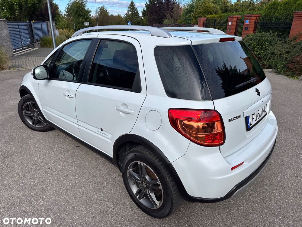 Suzuki SX4 1.6 Premium 4WD - 11