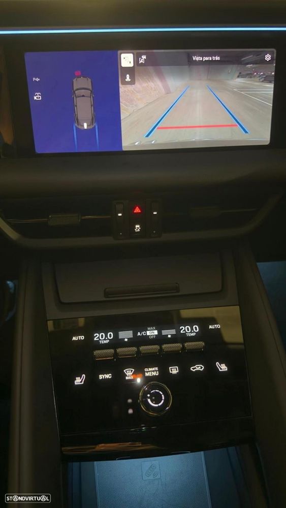 Porsche Macan Electric 4 - 22