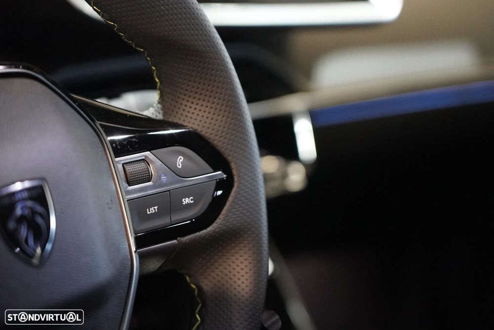 Peugeot e-2008 54 kWh GT - 12