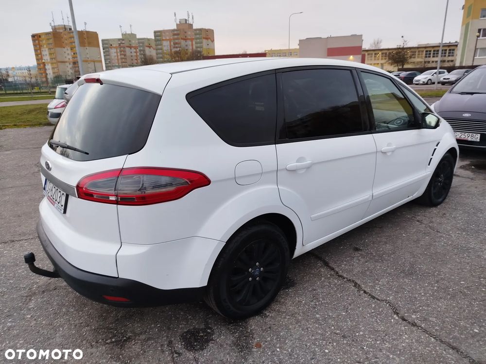 Ford S-Max - 9