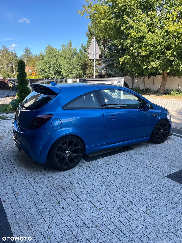Opel Corsa - 4