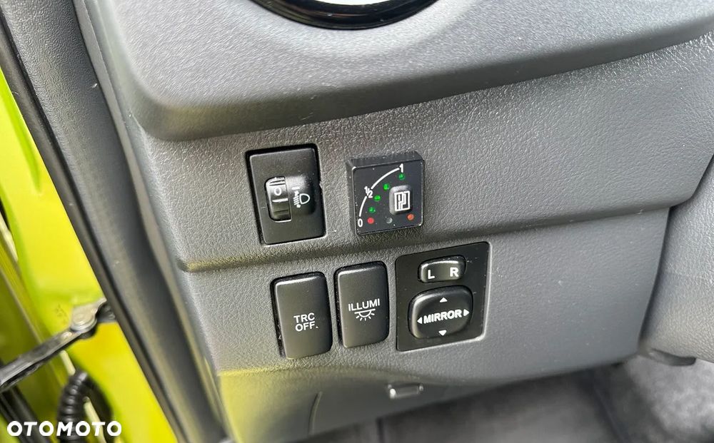 Daihatsu Materia - 32