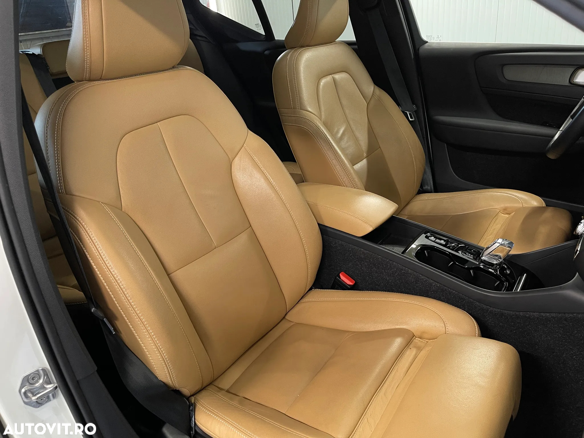Volvo XC 40 Recharge T5 Twin Engine AT7 Inscription - 10