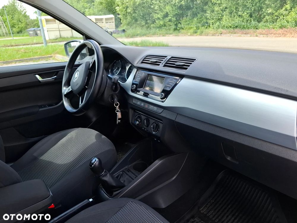 Skoda Fabia - 2
