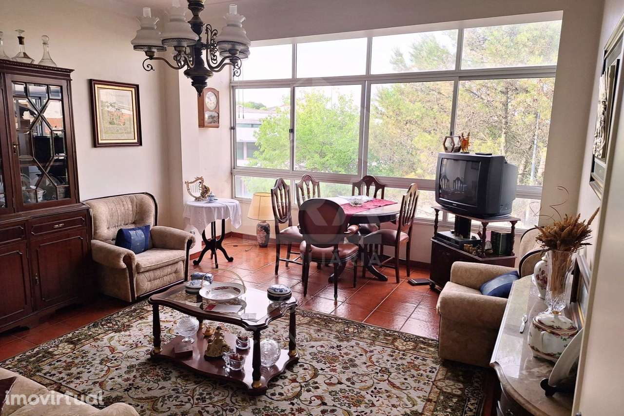 Apartamento T3 no centro de Almada - Perto do Rio - Grande imagem: 2/15