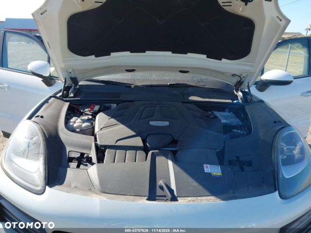Porsche Cayenne - 11