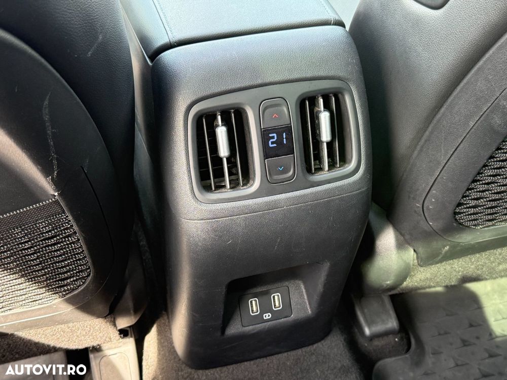 Hyundai Tucson 1.6 l 215 CP 4WD 6AT HEV Luxury - 19