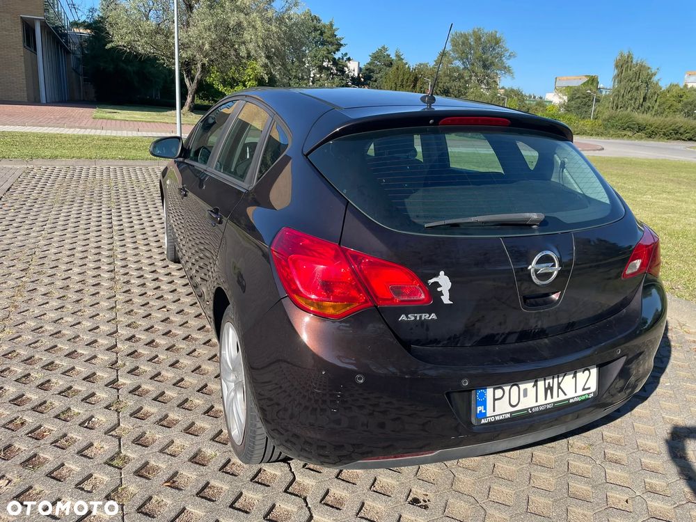 Opel Astra 1.6 EU5 - 3