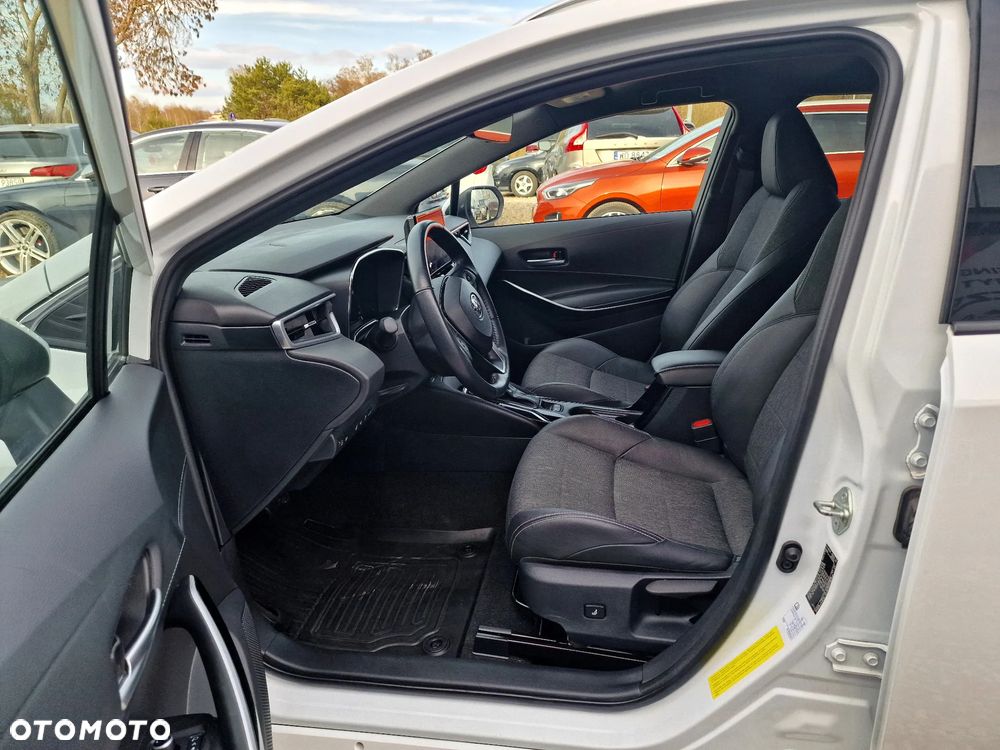 Toyota Corolla 1.8 Hybrid Executive - 14