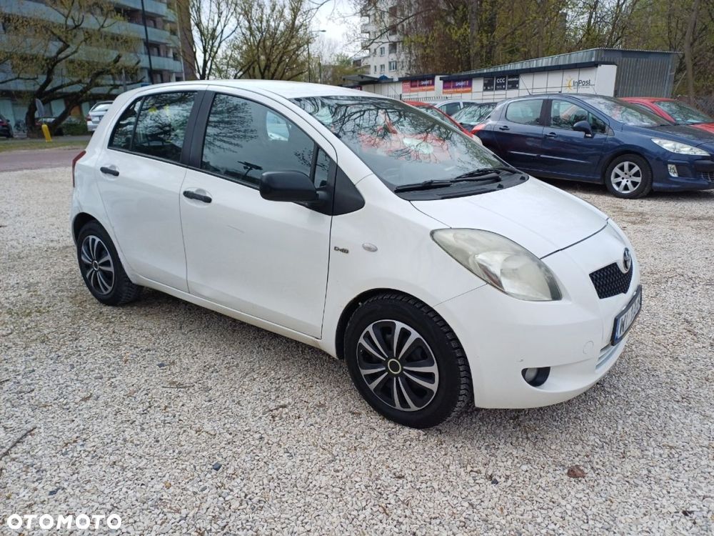 Toyota Yaris - 3