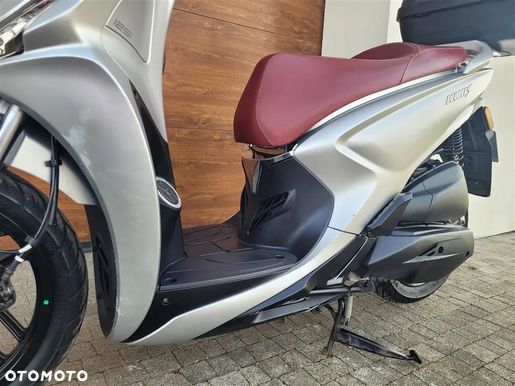 Kymco People - 8