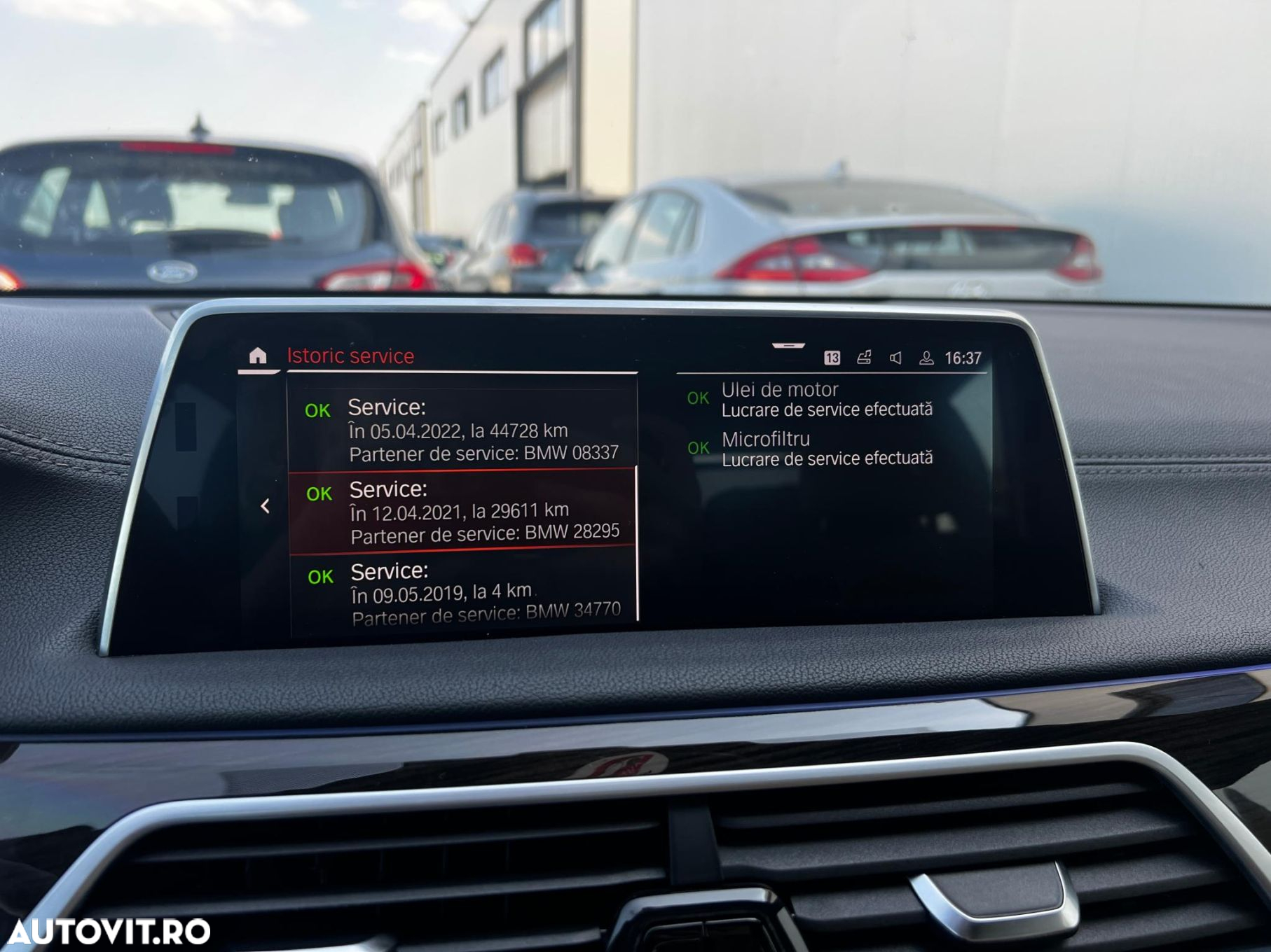BMW Seria 7 - 36