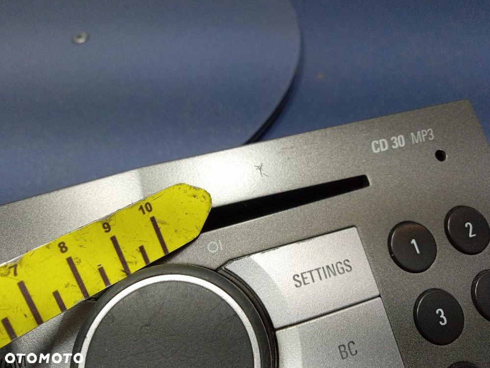 ASTRA III H RADIO CD FABRYCZNE CD30 MP3 EKRAN 13154304 13111163 - 9