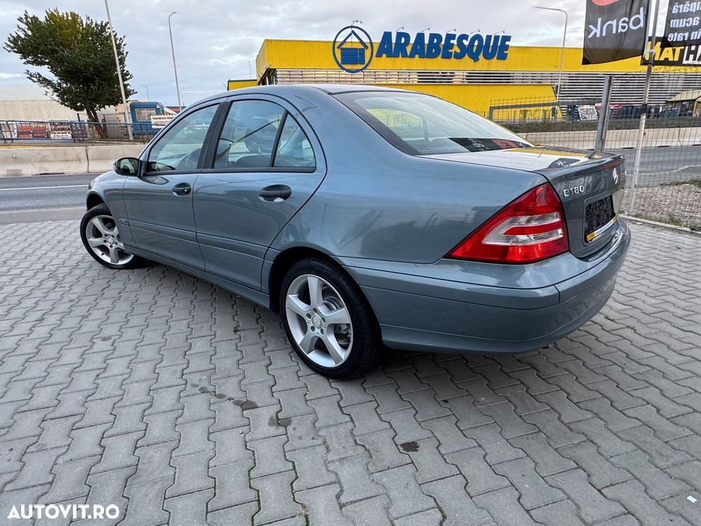 Mercedes-Benz C - 4