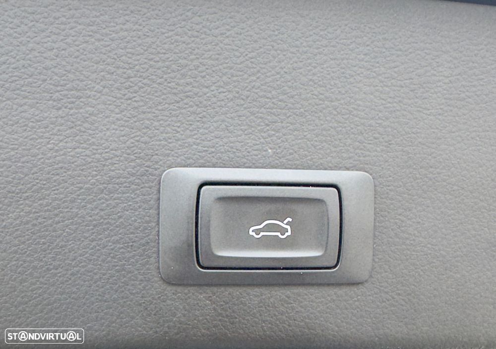 Audi A6 Avant 2.0 TDI Ultra S tronic - 10