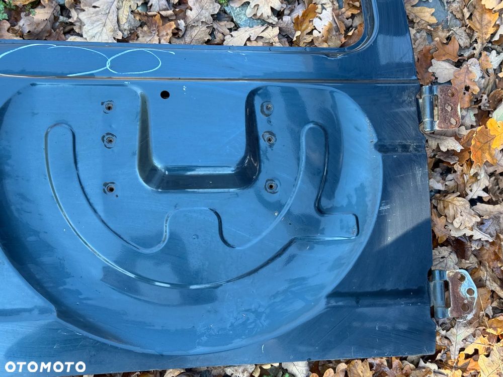 MITSUBISHI PAJERO I LONG KLAPA TYLNA BAGAŻNIKA BEZ SZYBY - 3