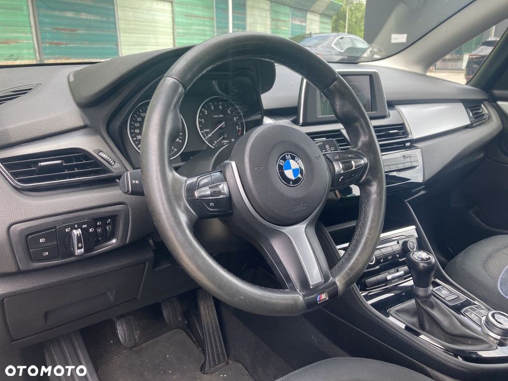 BMW Seria 2 216i - 10