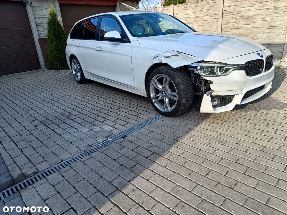 BMW Seria 3 325d M Sport - 9