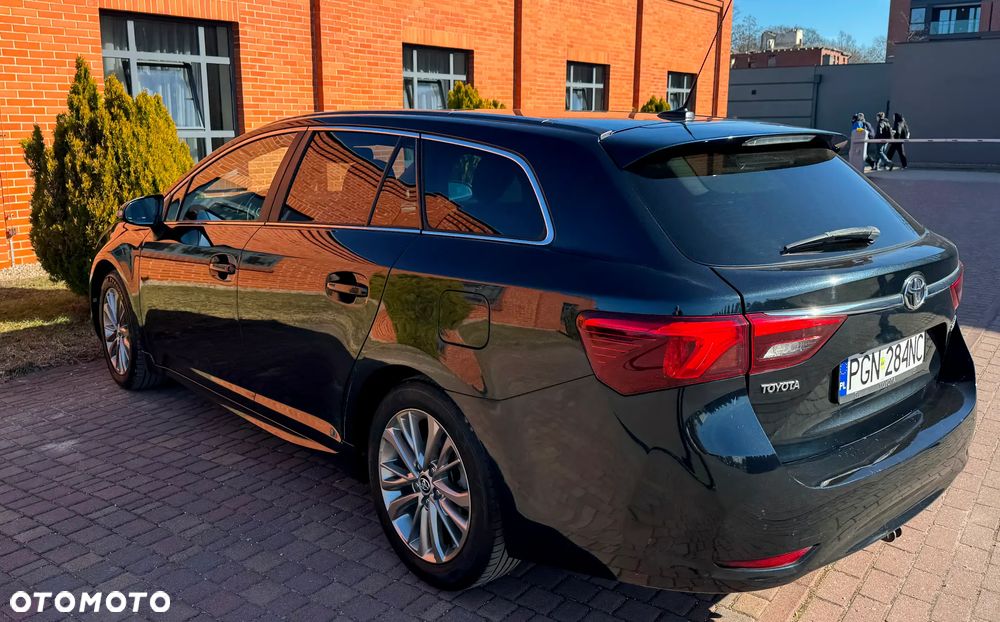 Toyota Avensis Touring Sports 1.6 D-4D Executive - 10