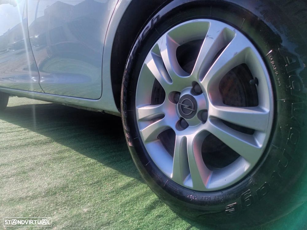 Opel Corsa 1.3 CDTi Cosmo - 9