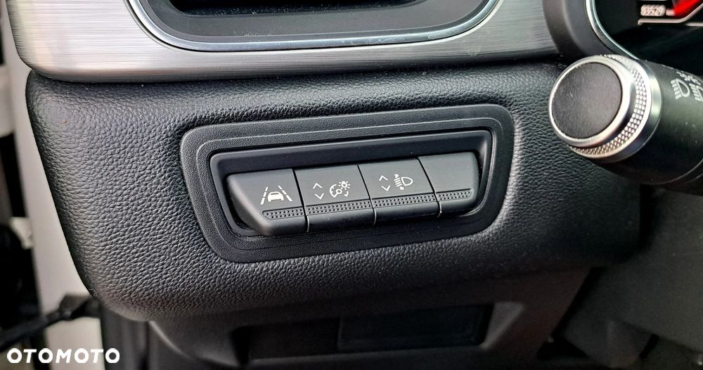 Renault Captur - 23