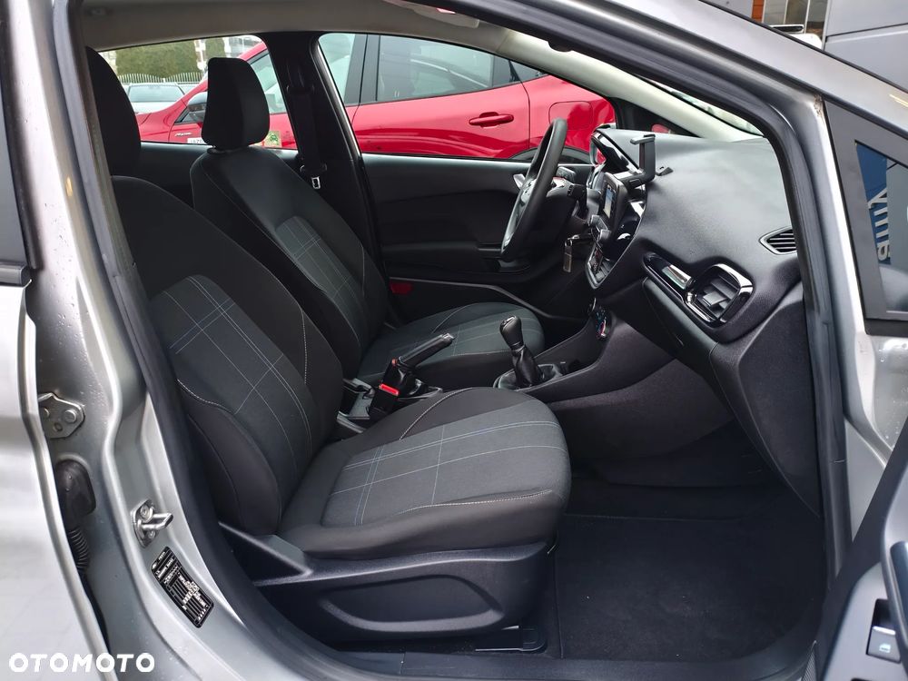 Ford Fiesta 1.1 Trend - 22