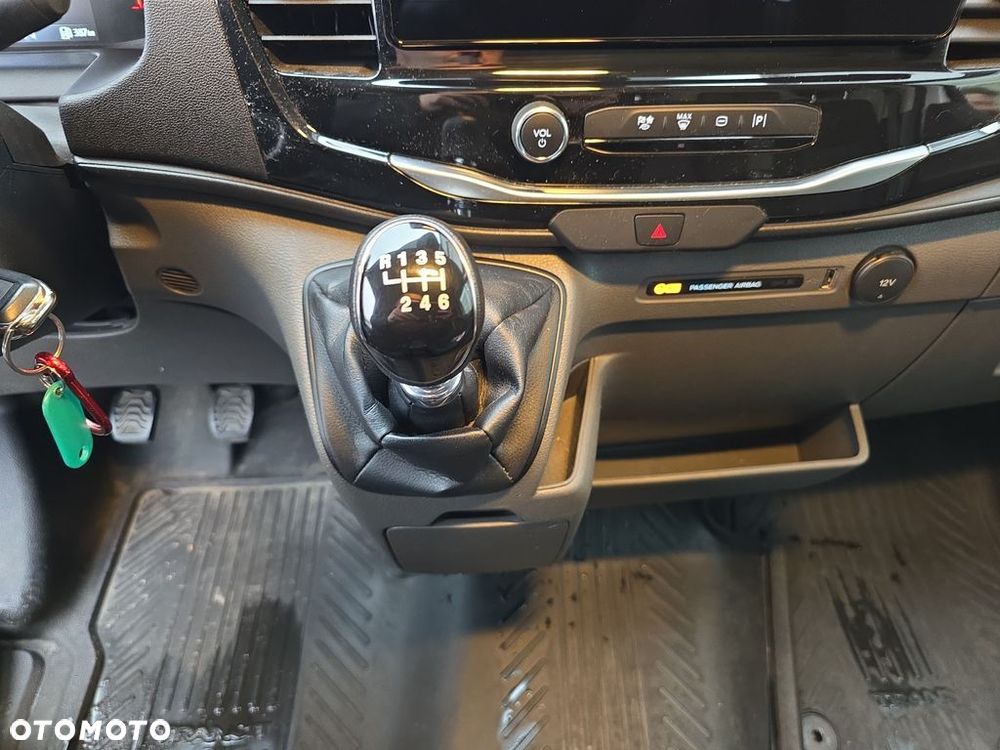 Ford Transit - 18