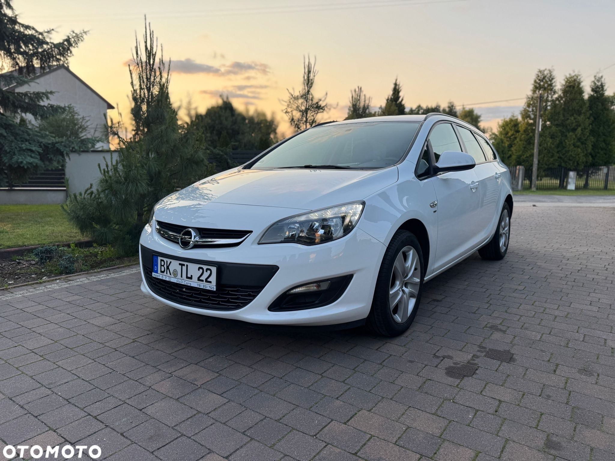 Opel Astra 1.7 CDTI DPF Sports Tourer ENERGY - 2