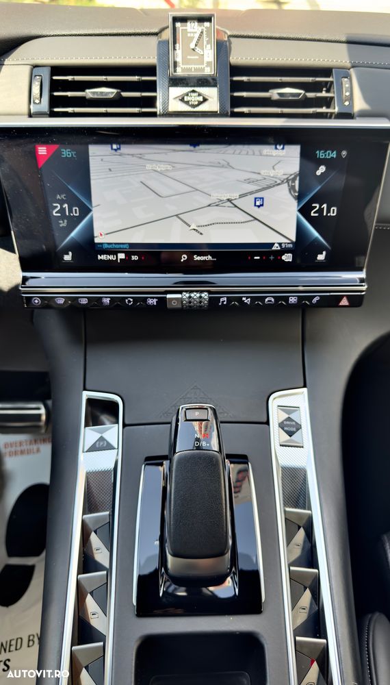 DS Automobiles DS 7 Crossback Crossback 4x4 LOUVRE - 19
