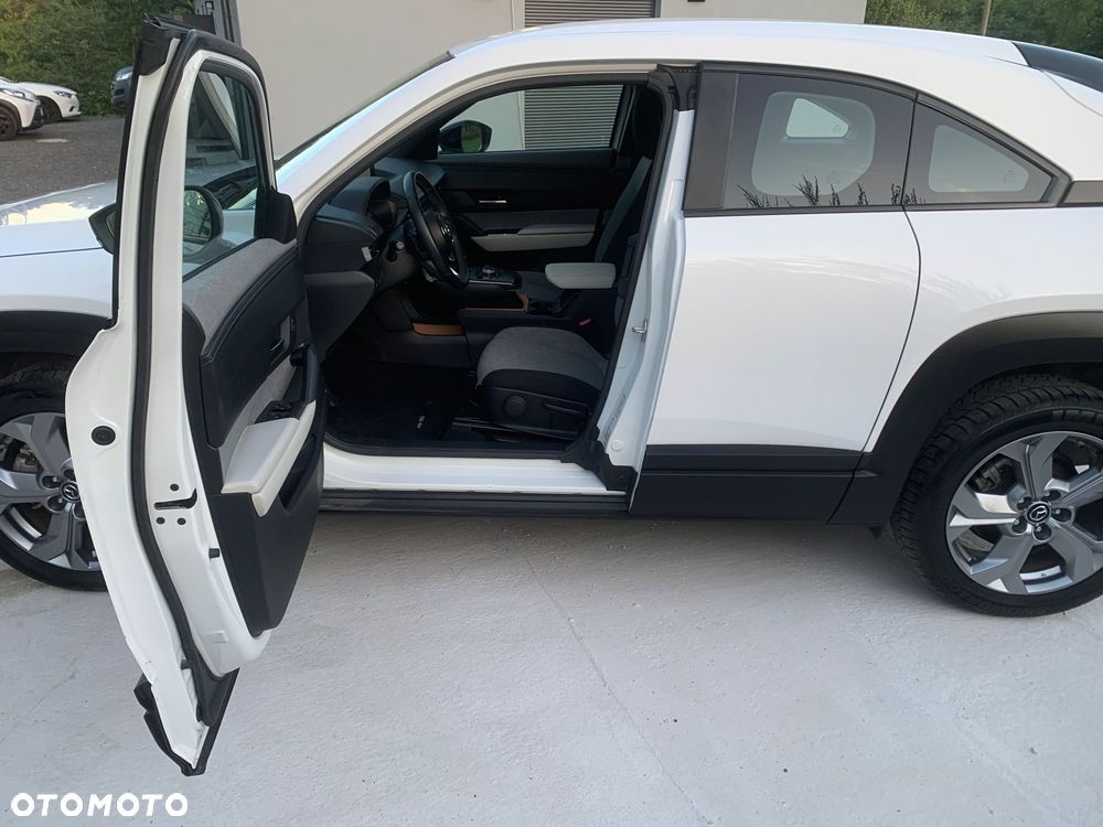 Mazda MX-30 e-SKYACTIV - 7
