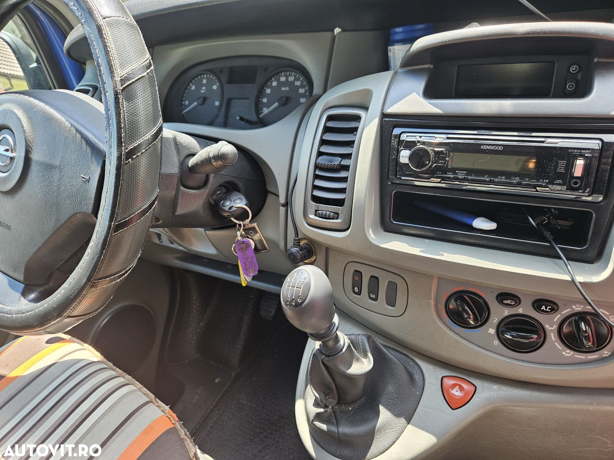 Opel Vivaro 2.5 CDTI L2H1 - 7
