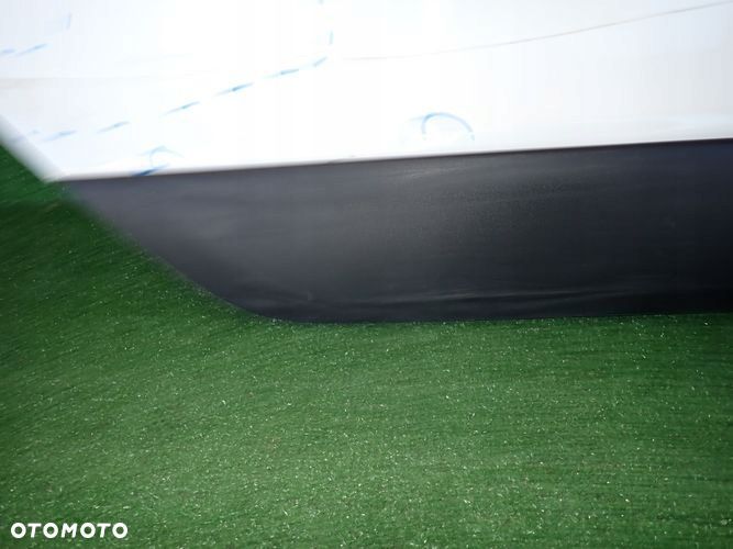 HYUNDAI IX35 drzwi prawe tylne tył pod listwę - 7
