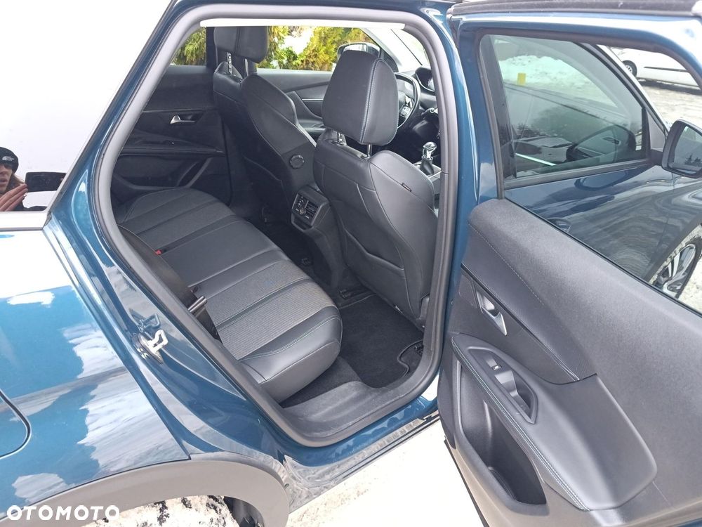 Peugeot 3008 1.5 BlueHDi Allure S&S - 12