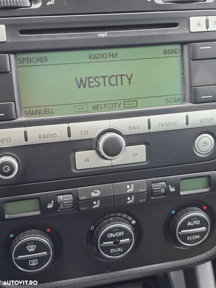 Volkswagen Golf - 20