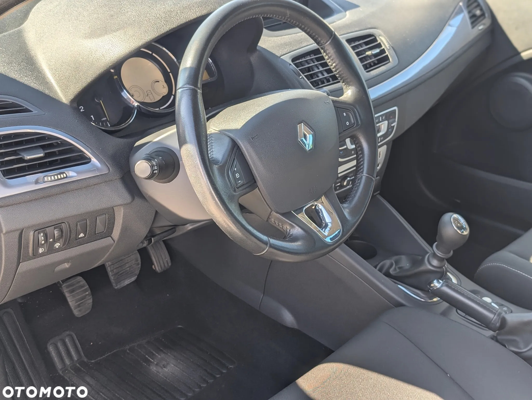 Renault Megane 1.5 dCi Limited - 9