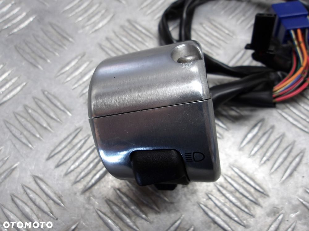 Przełączniki świateł lewe I KAWASAKI VN 900 VULCAN CUSTOM 07-10r   PN. 46091-0070 - 4