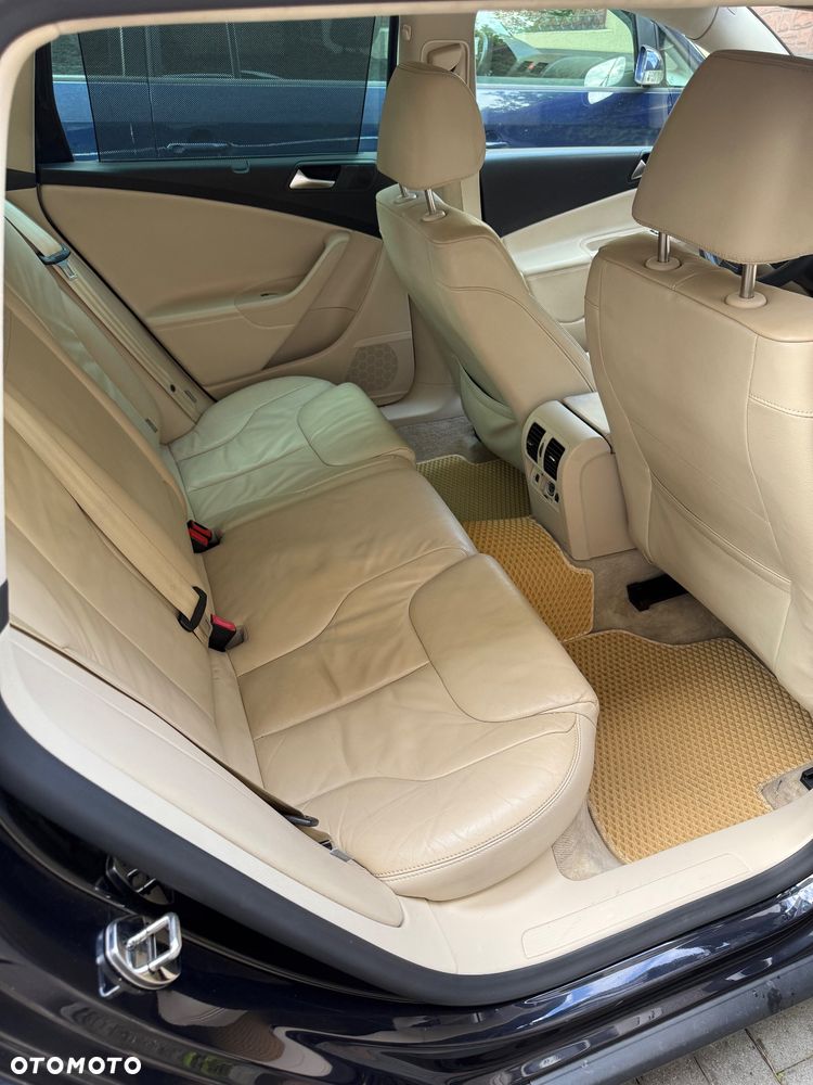 Volkswagen Passat 2.0 TDI DPF Comfortline DSG - 17
