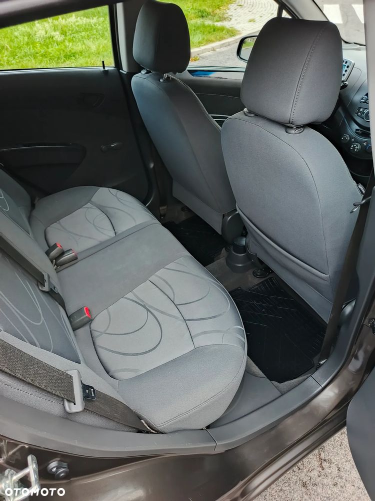 Chevrolet Spark - 14