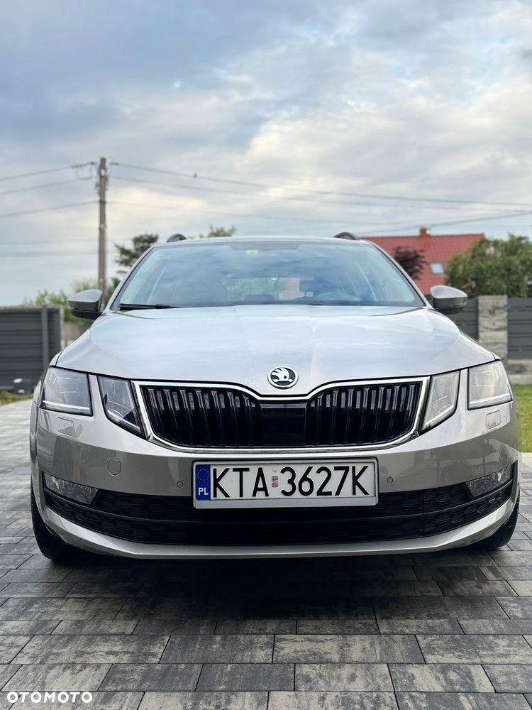 Skoda Octavia 2.0 TDI (Green tec) DSG Joy - 4