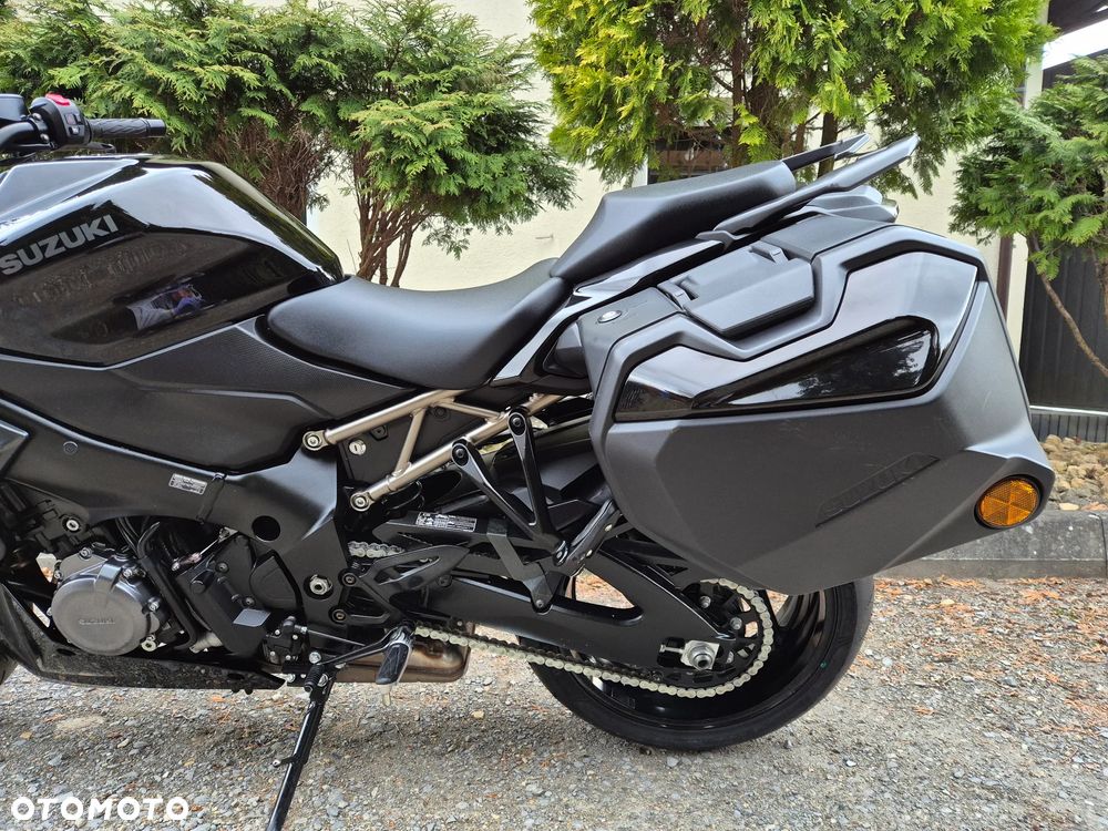 Suzuki GSX 1000 - 28