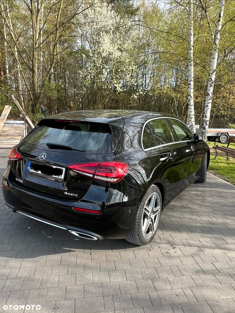 Mercedes-Benz Klasa A 250 4-Matic AMG Line 7G-DCT - 3