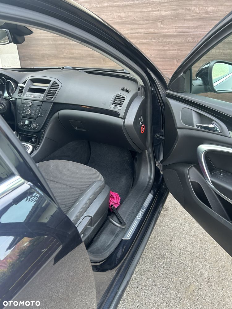 Opel Insignia 2.0 Turbo - 11