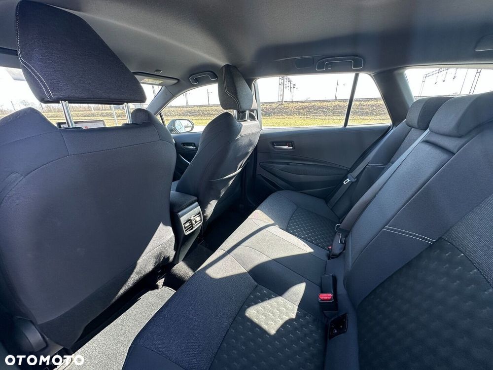 Toyota Corolla 1.8 Hybrid Comfort - 12